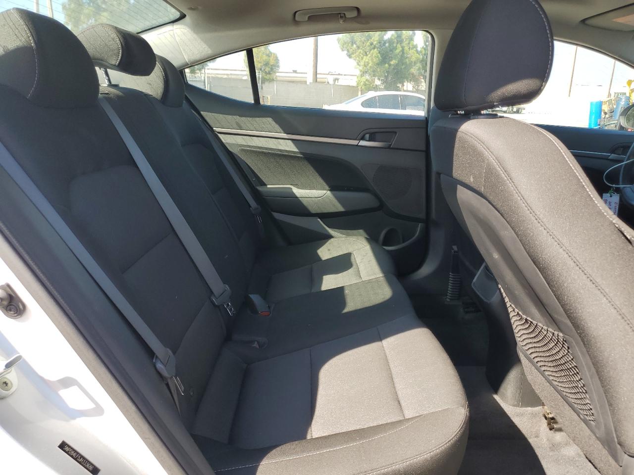 2018 HYUNDAI ELANTRA SEL photo 19