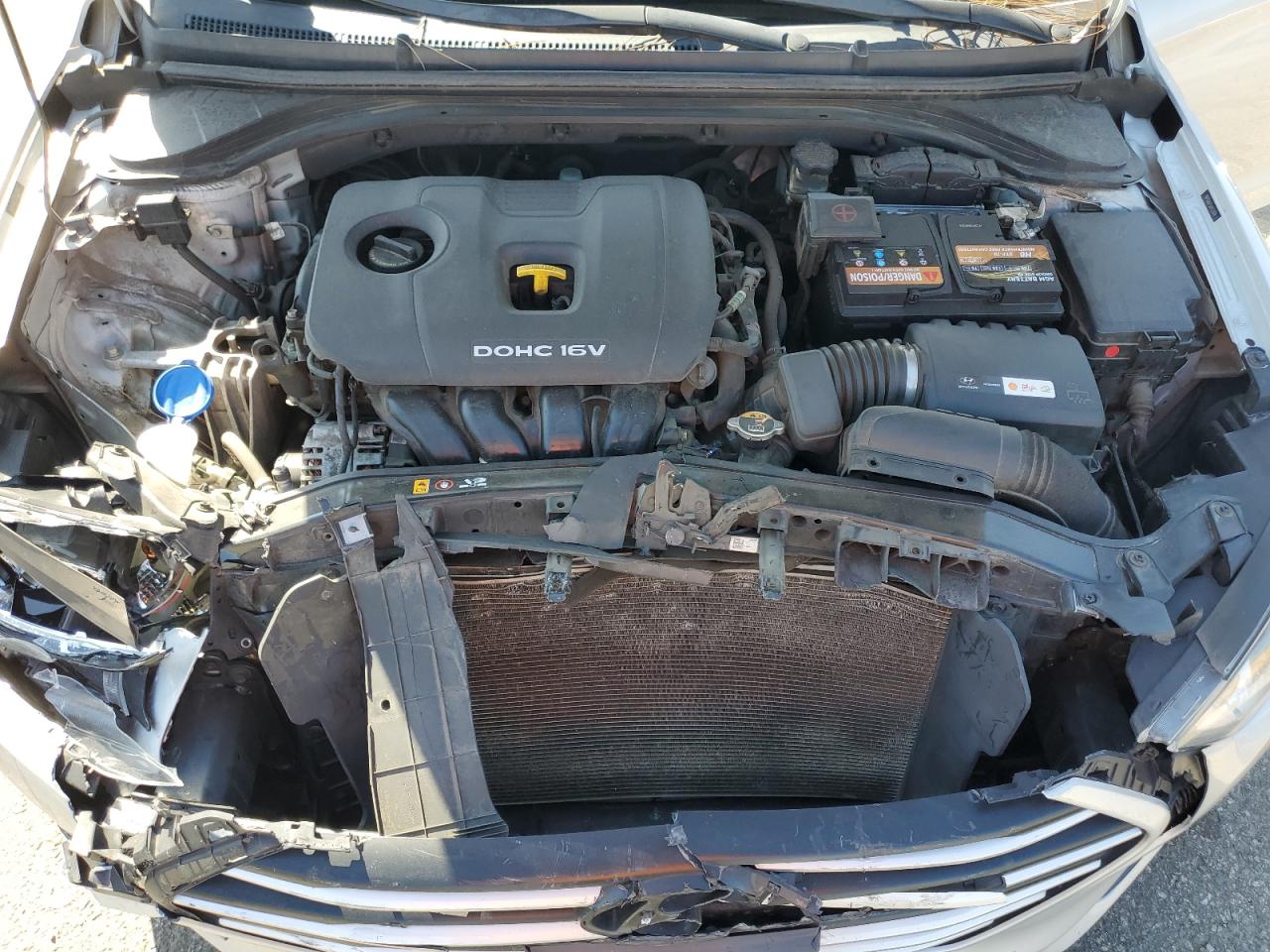 2018 HYUNDAI ELANTRA SEL photo 21