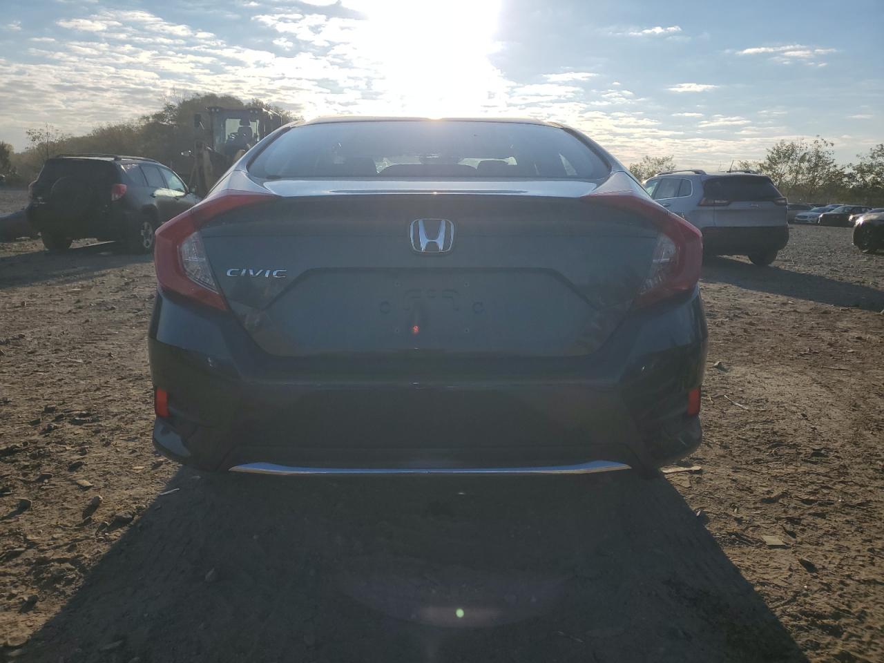 2020 HONDA CIVIC LX photo 11