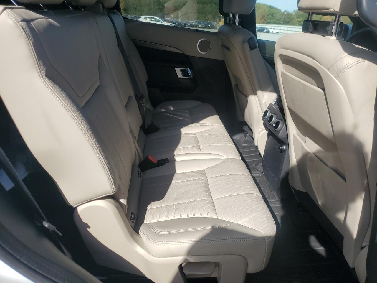 2020 LAND ROVER DISCOVERY SE photo 21