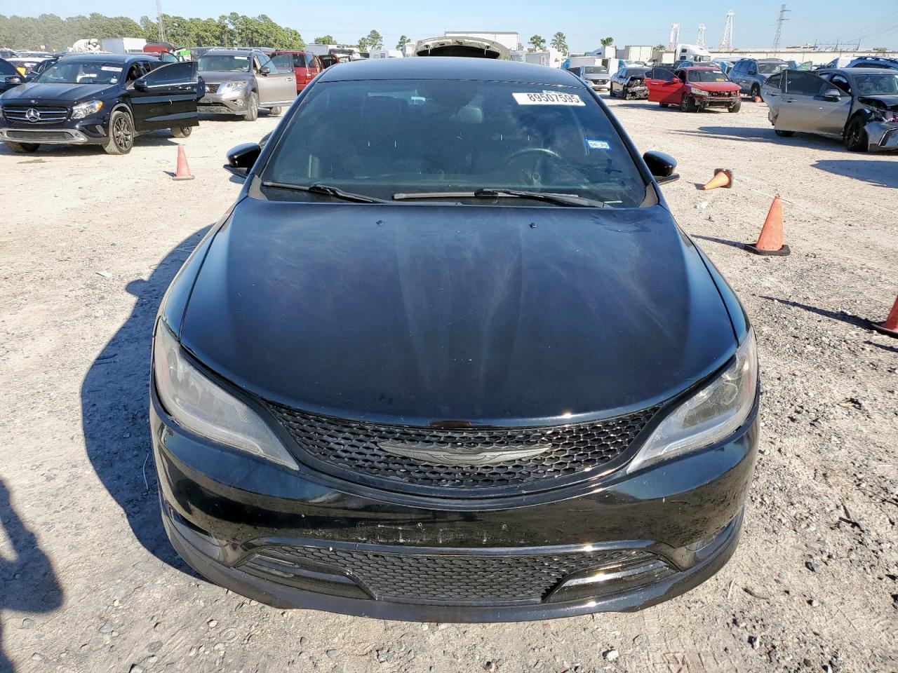 2015 CHRYSLER 200 S photo 9