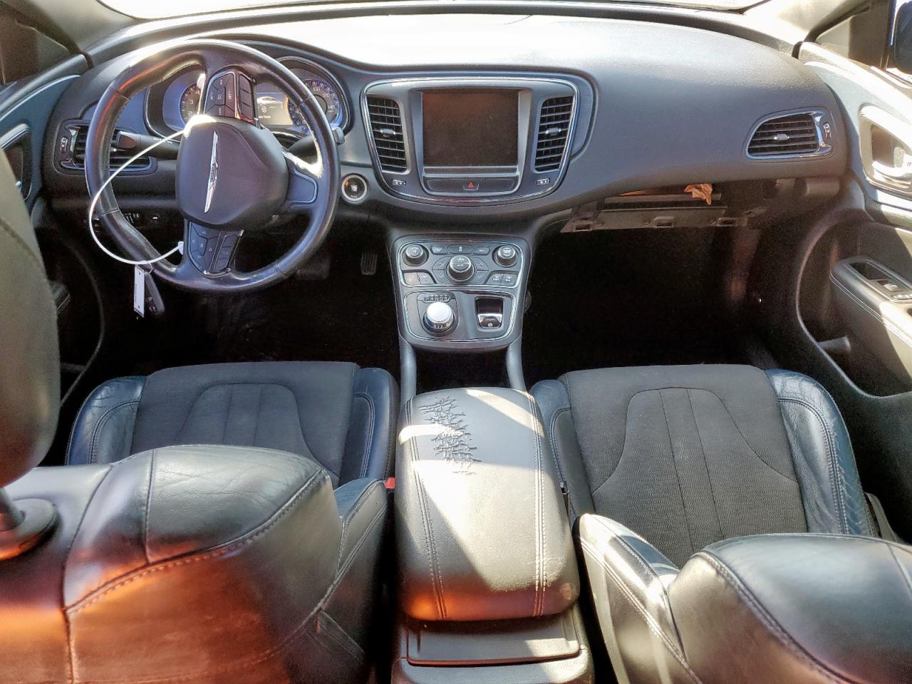 2015 CHRYSLER 200 S photo 15