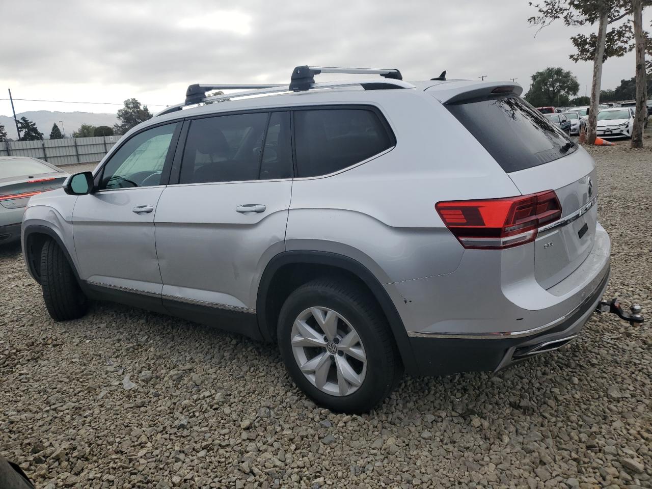 2018 VOLKSWAGEN ATLAS SEL photo 4