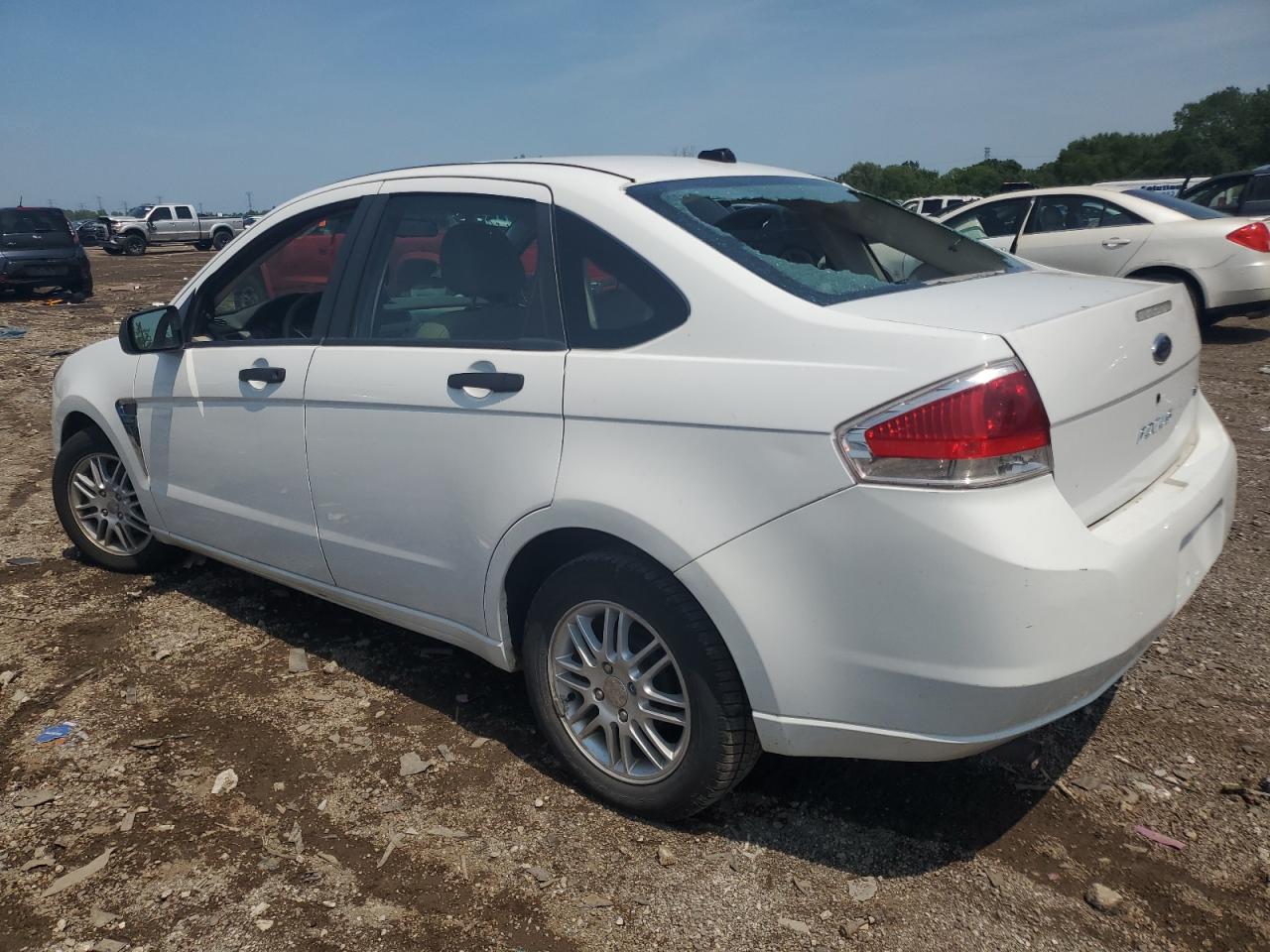 2008 FORD FOCUS SE photo 3