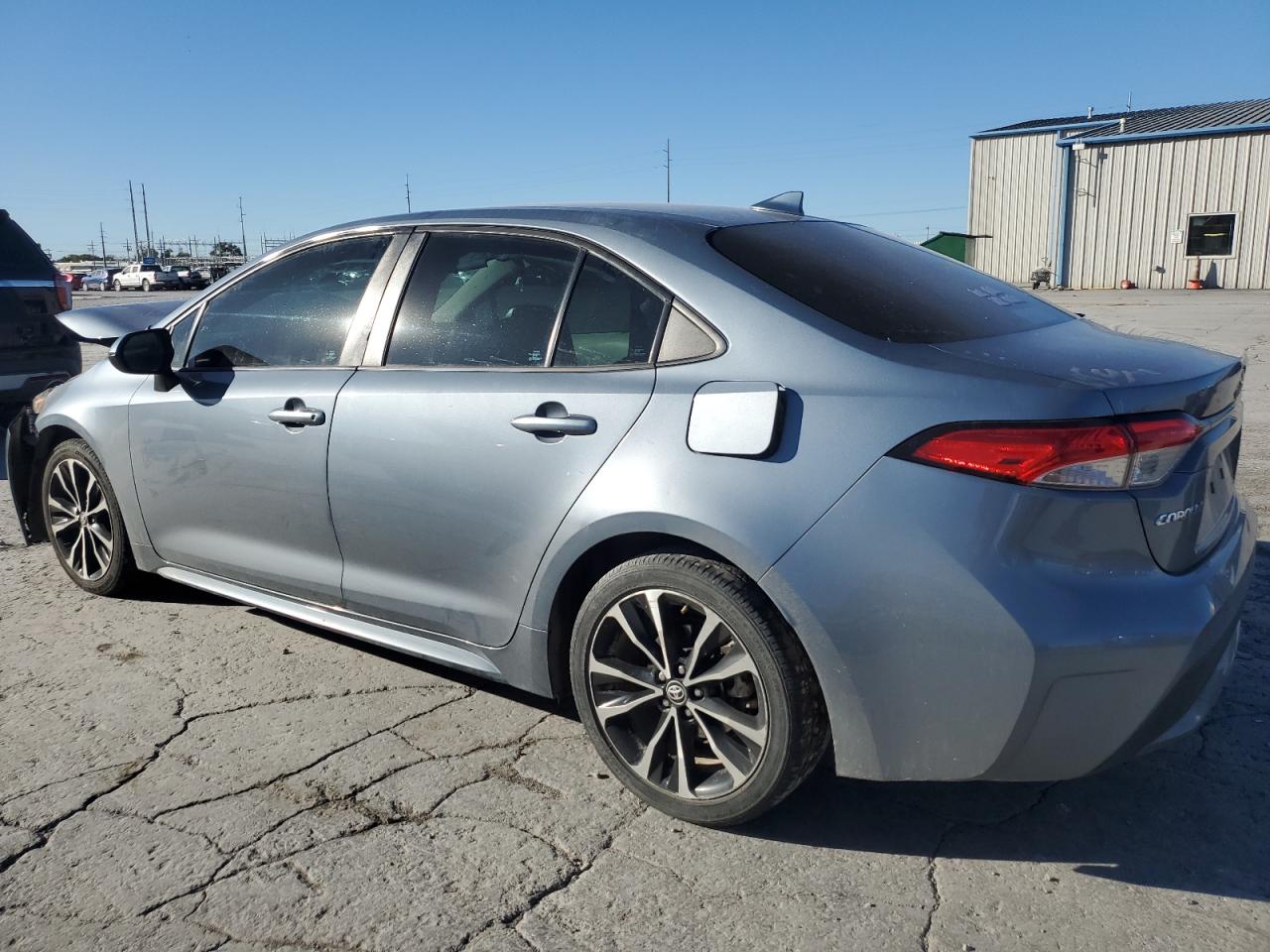 2020 TOYOTA COROLLA LE photo 3