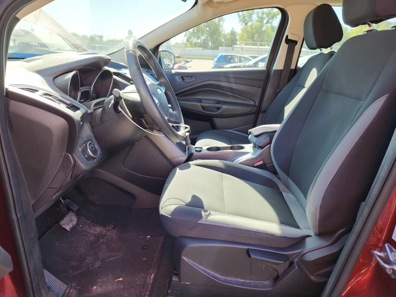 2015 FORD ESCAPE S photo 19