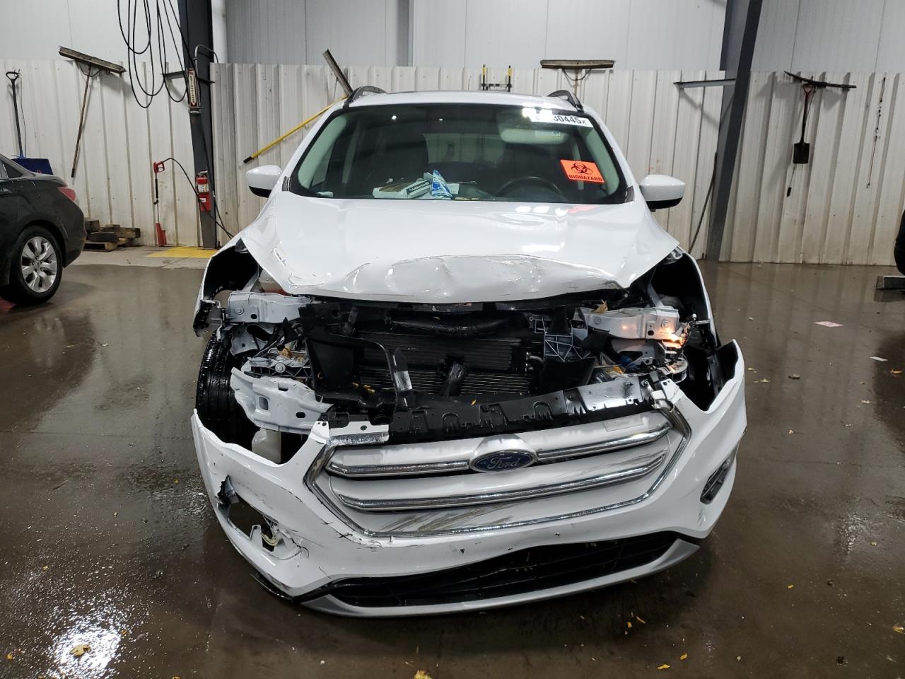 2018 FORD ESCAPE SEL photo 9
