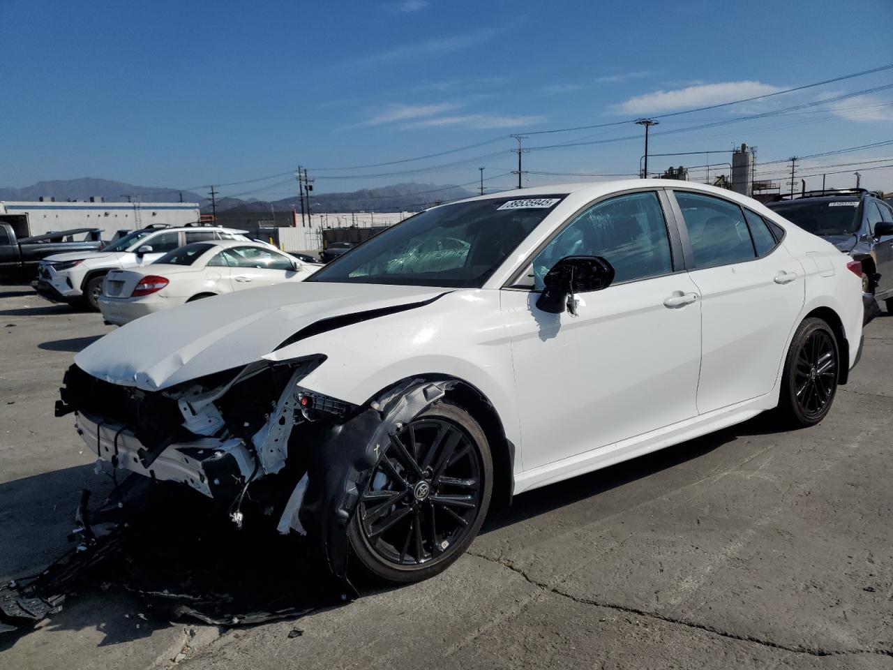 2025 TOYOTA CAMRY