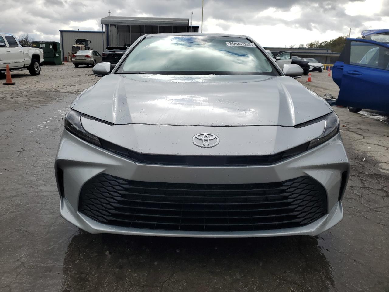 2025 TOYOTA CAMRY XSE photo 9