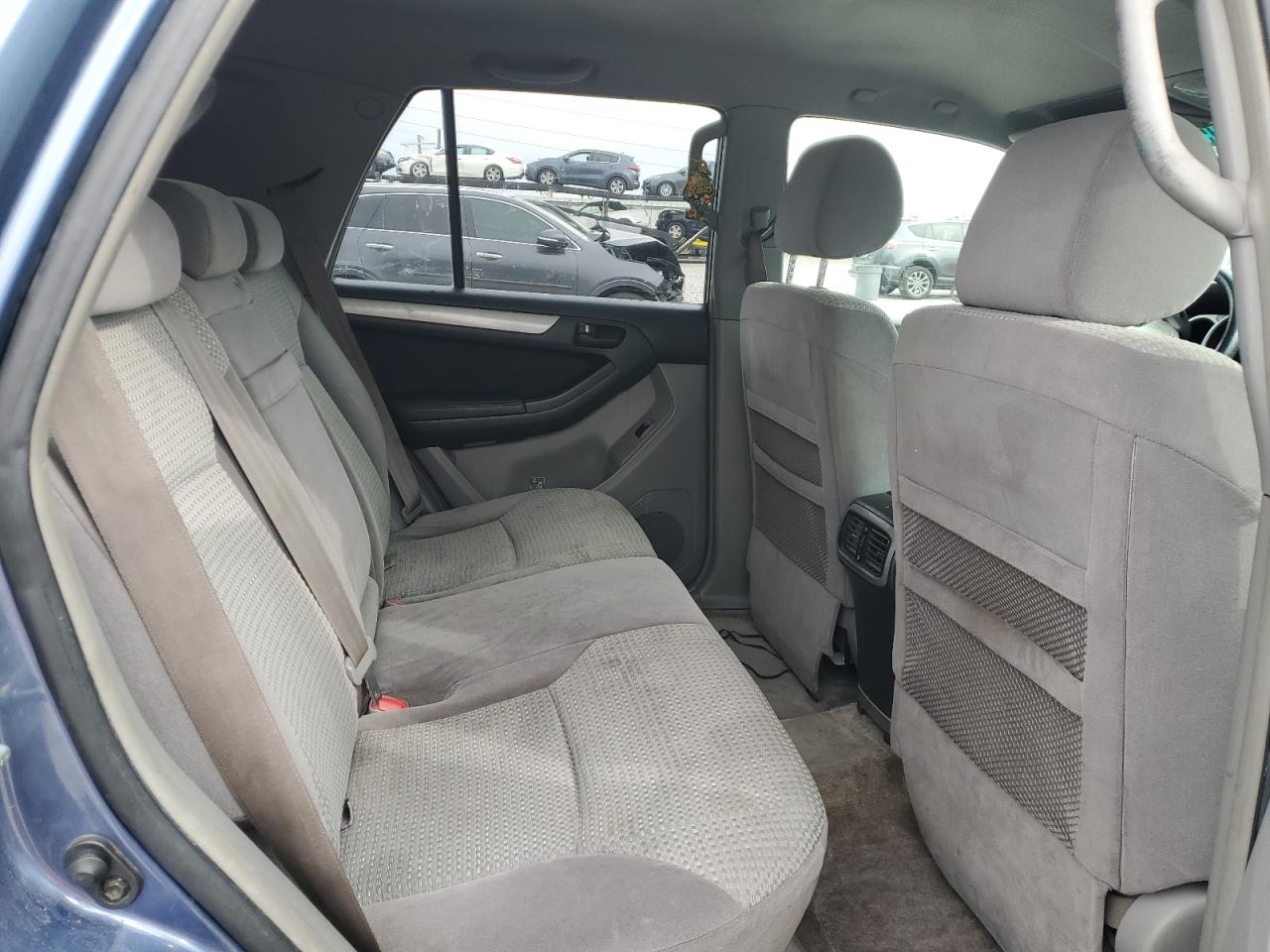 2005 TOYOTA 4RUNNER SR5 photo 11