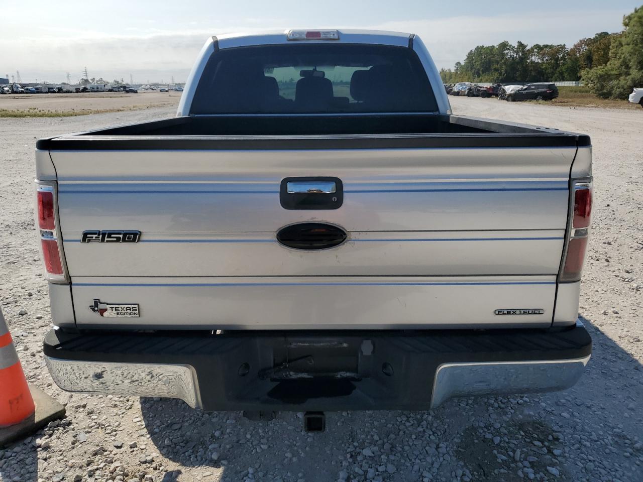 2011 FORD F150 SUPERCREW photo 6
