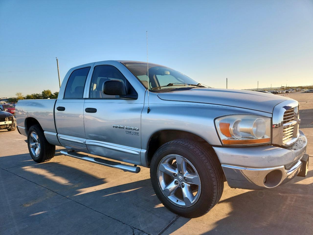 2006 DODGE RAM 1500 photo 4