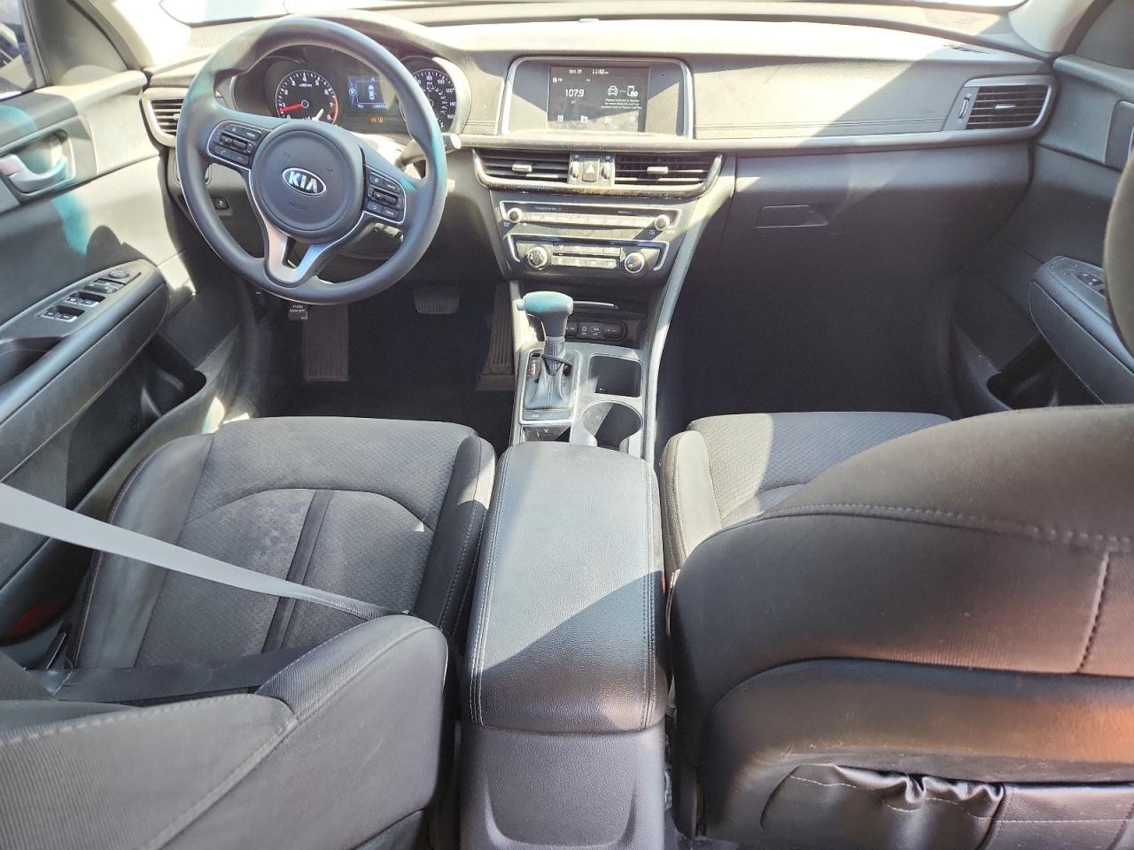 2018 KIA OPTIMA LX photo 22