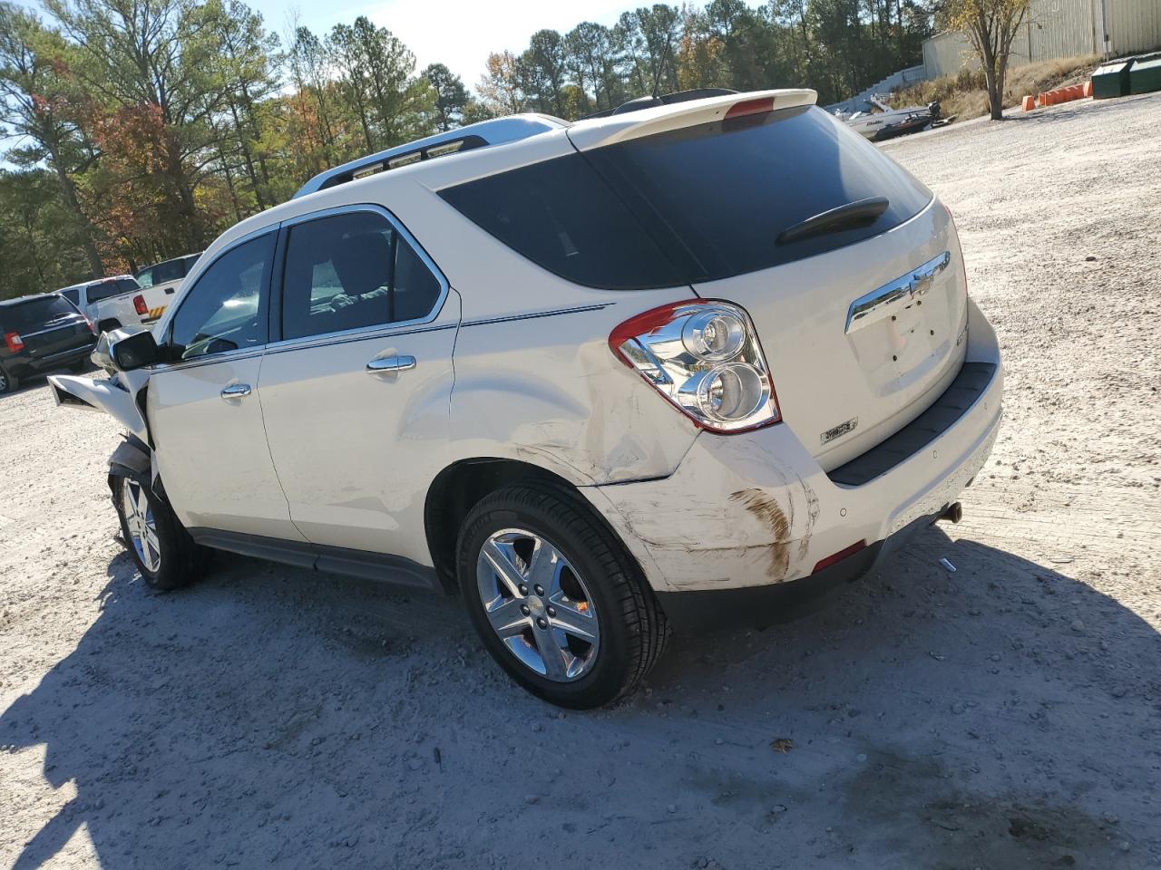 2015 CHEVROLET EQUINOX LTZ photo 2