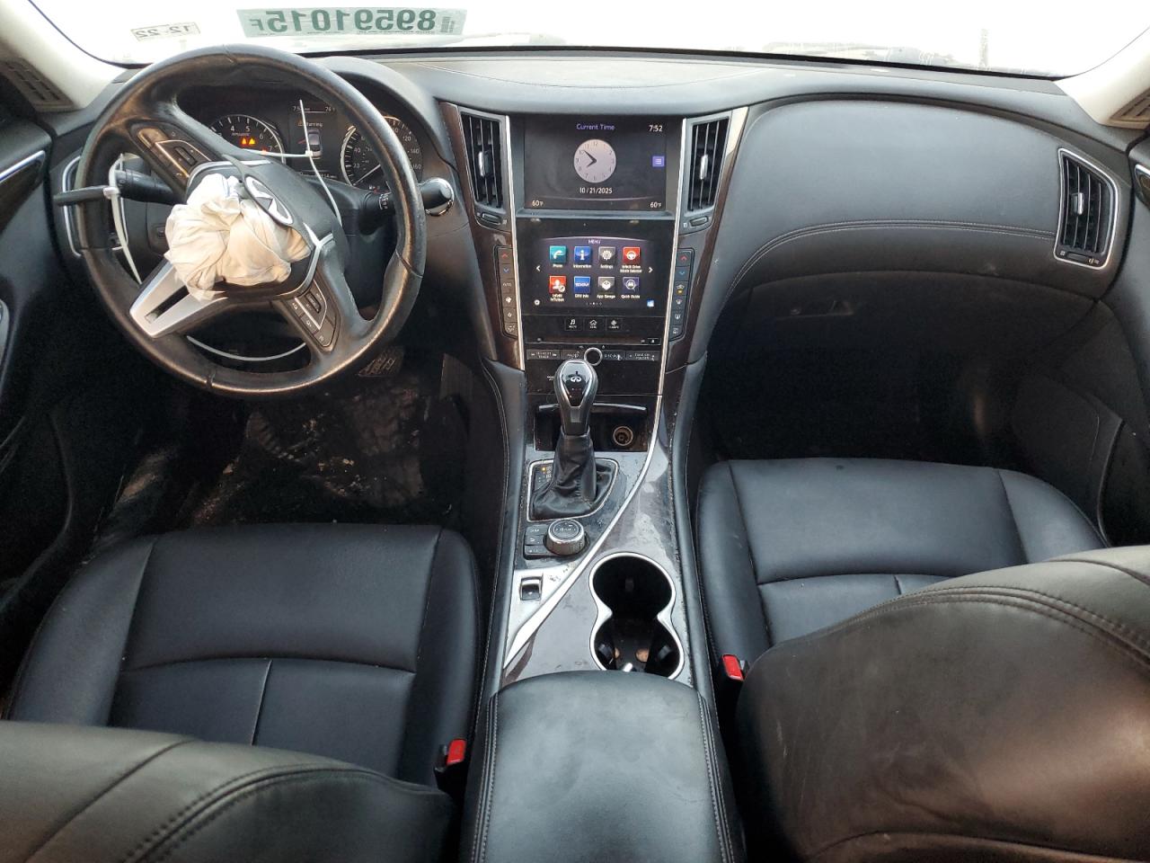 2018 INFINITI Q50 LUXE photo 15