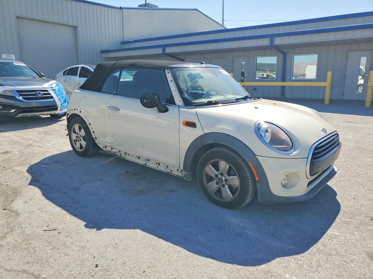 2019 MINI COOPER photo 4