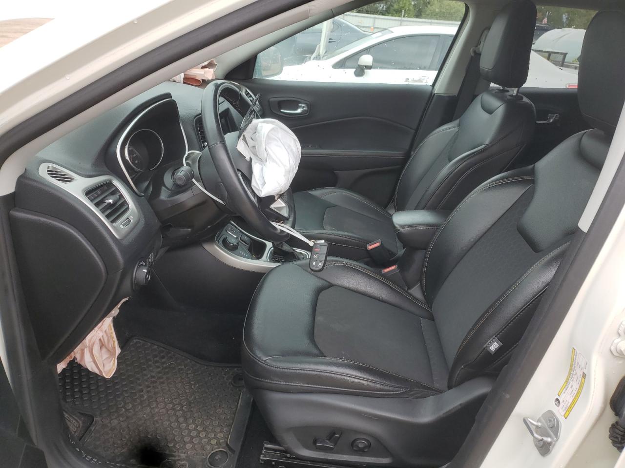 2019 JEEP COMPASS LATITUDE photo 13