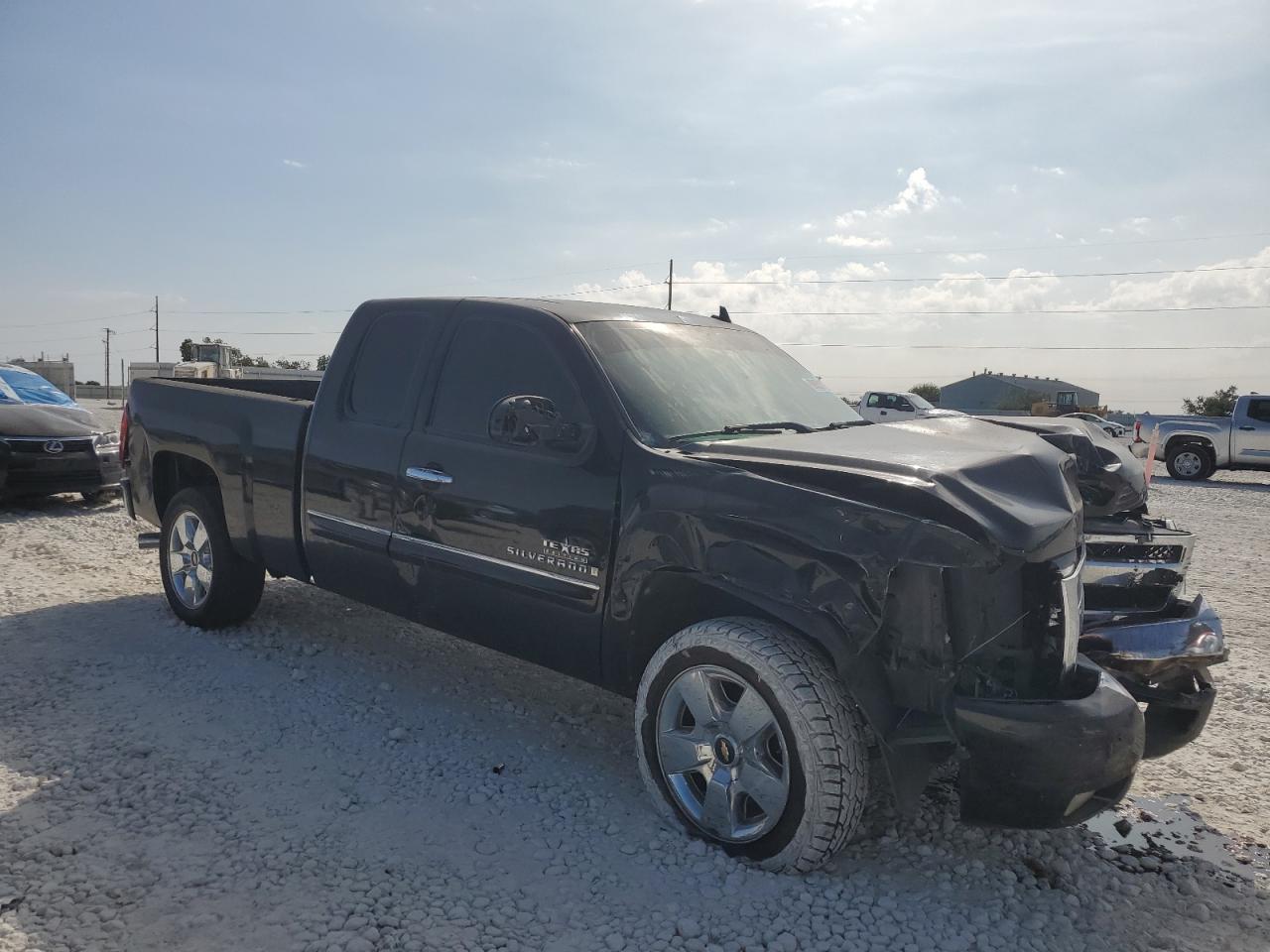 2009 CHEVROLET SILVERADO C1500 LT photo 4
