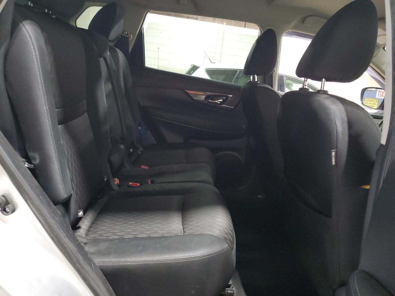 2019 NISSAN ROGUE S photo 11