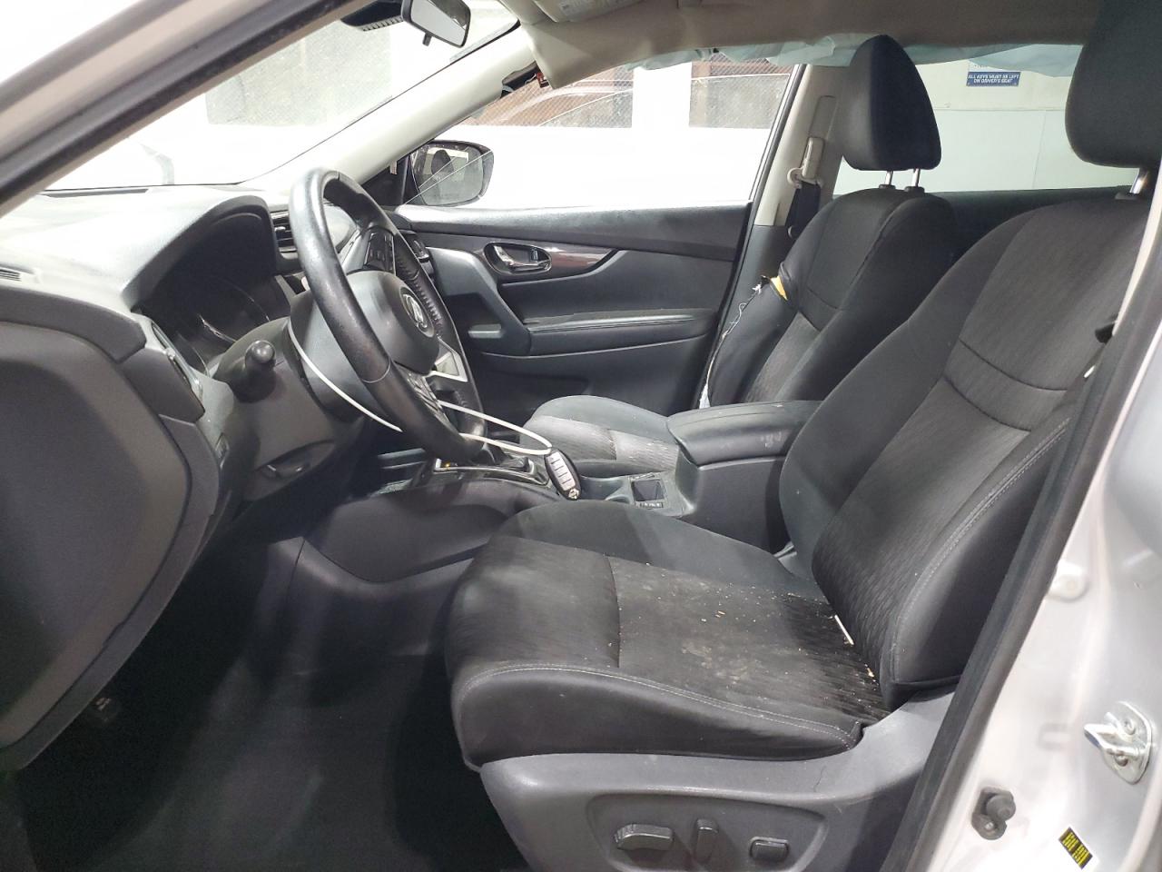 2019 NISSAN ROGUE S photo 7
