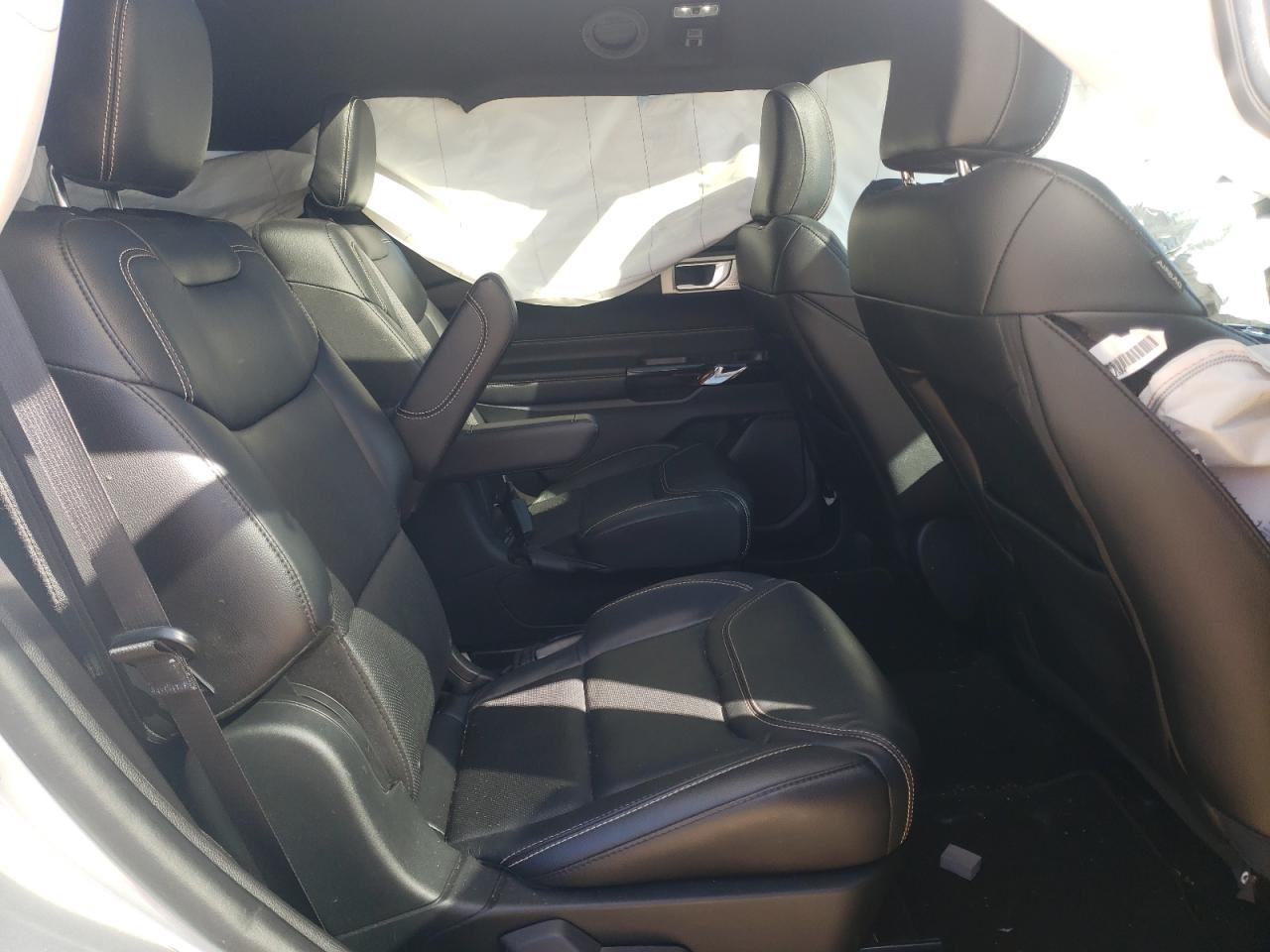 2021 FORD EXPLORER ST photo 21