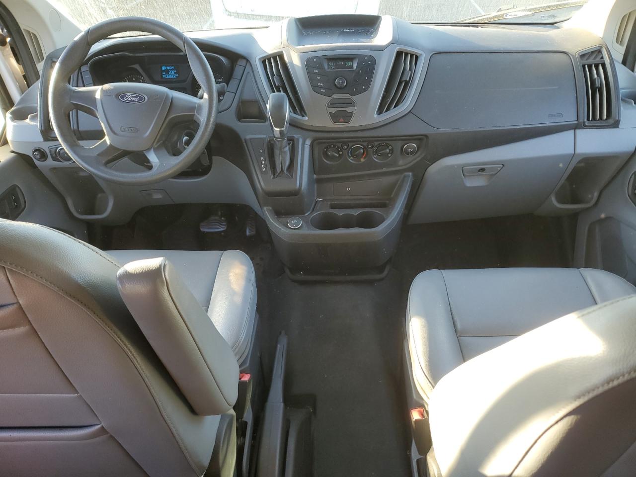 2018 FORD TRANSIT T-150 photo 22