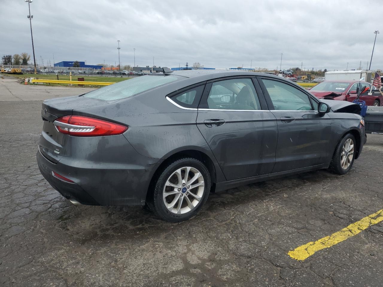 2020 FORD FUSION SE photo 3