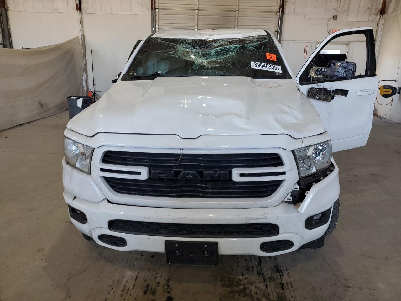 2021 RAM 1500 BIG HORN/LONE STAR photo 9