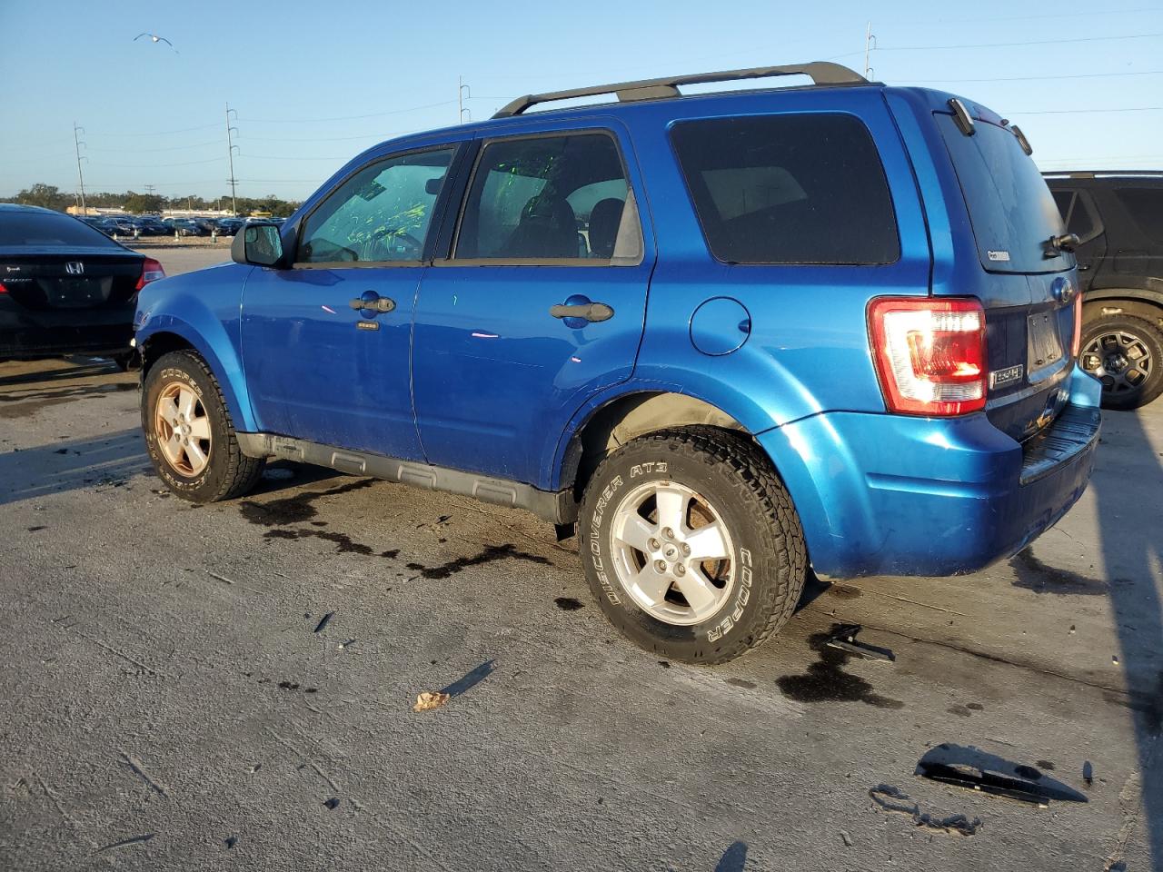 2012 FORD ESCAPE XLT photo 3