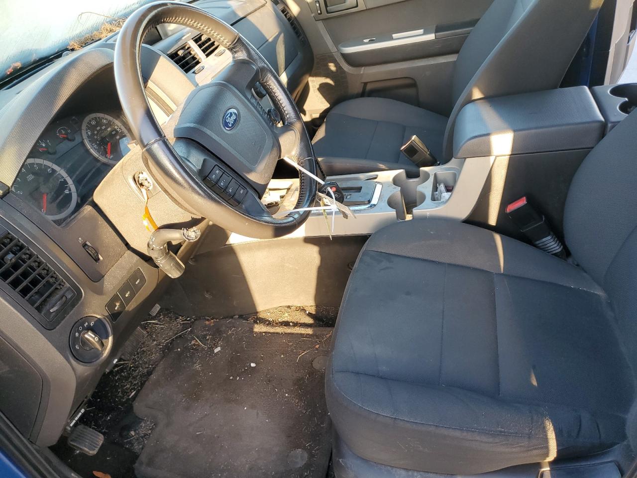 2012 FORD ESCAPE XLT photo 13