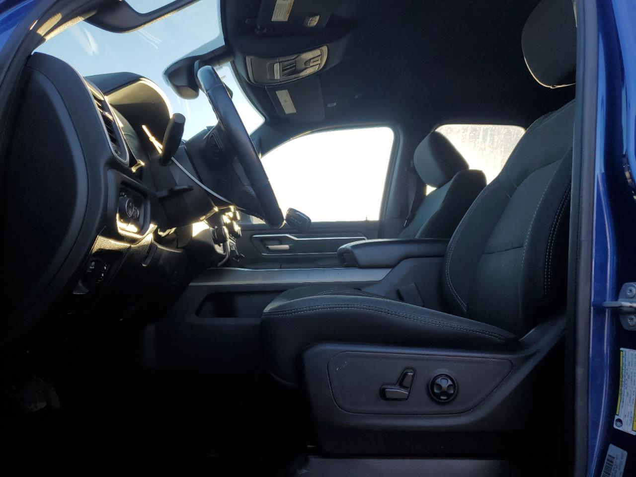 2019 RAM 1500 BIG HORN photo 7