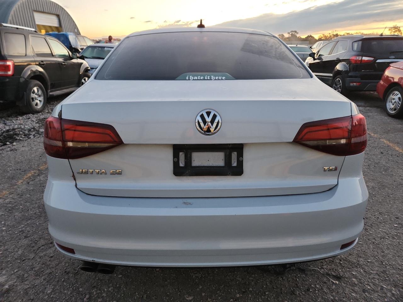 2018 VOLKSWAGEN JETTA SE photo 6