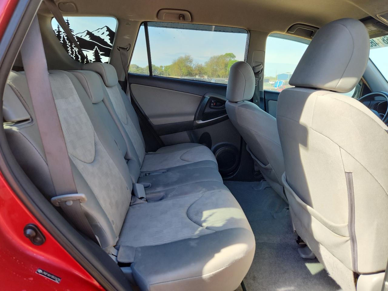 2011 TOYOTA RAV4 BASE photo 11