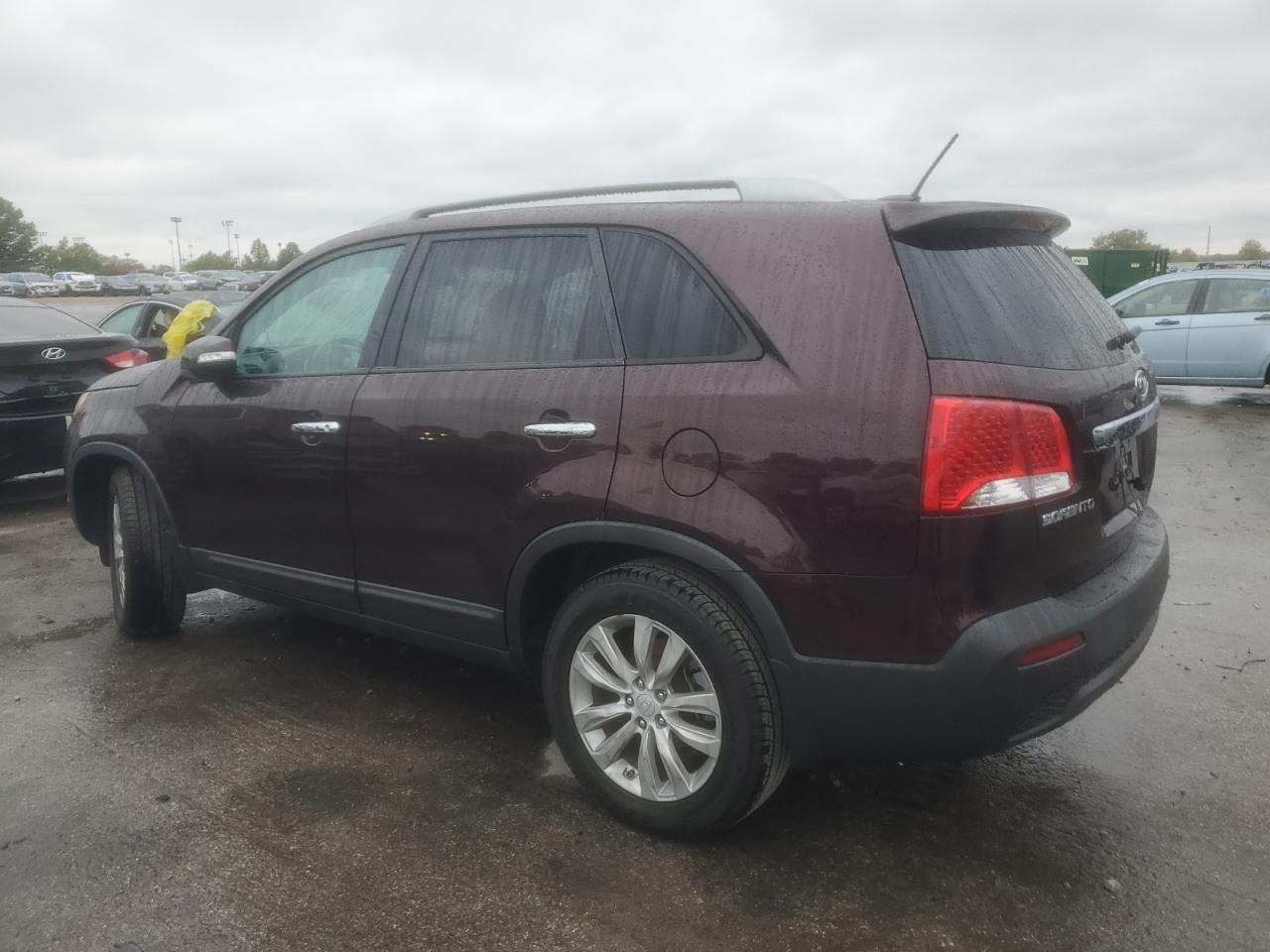 2011 KIA SORENTO EX photo 2