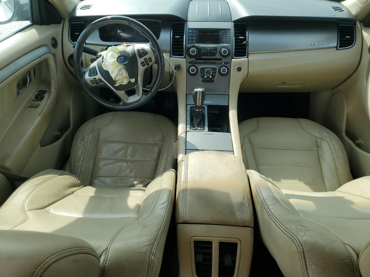 2014 FORD TAURUS SEL photo 15