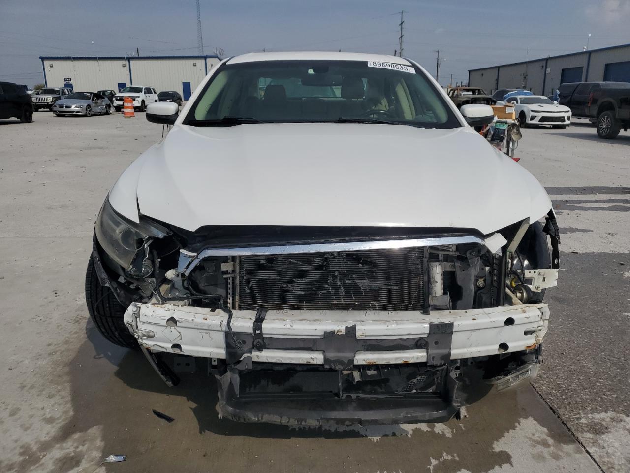 2014 FORD TAURUS SEL photo 9