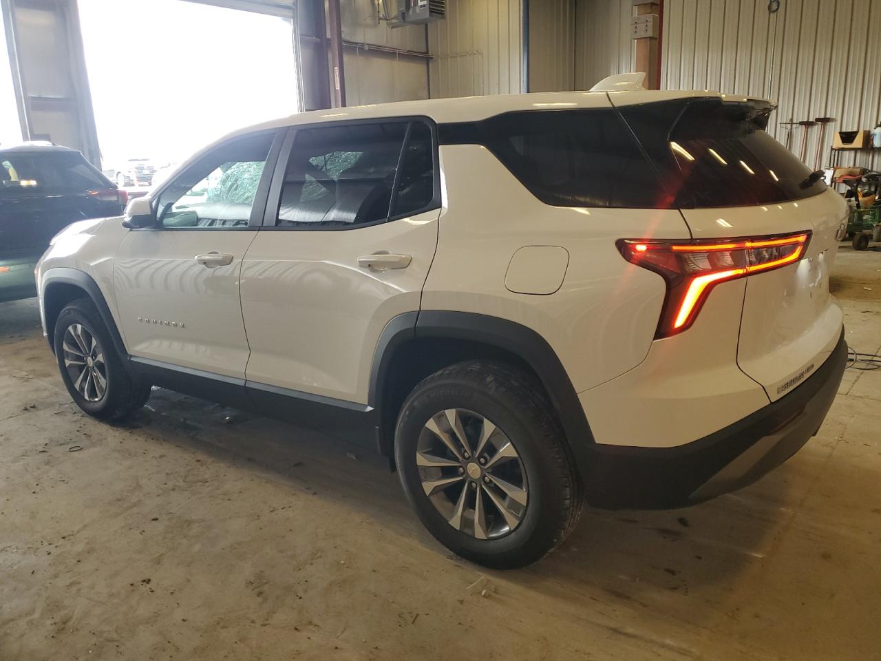 2026 CHEVROLET EQUINOX LT photo 2