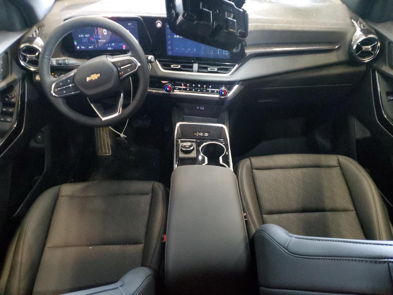 2026 CHEVROLET EQUINOX LT photo 8