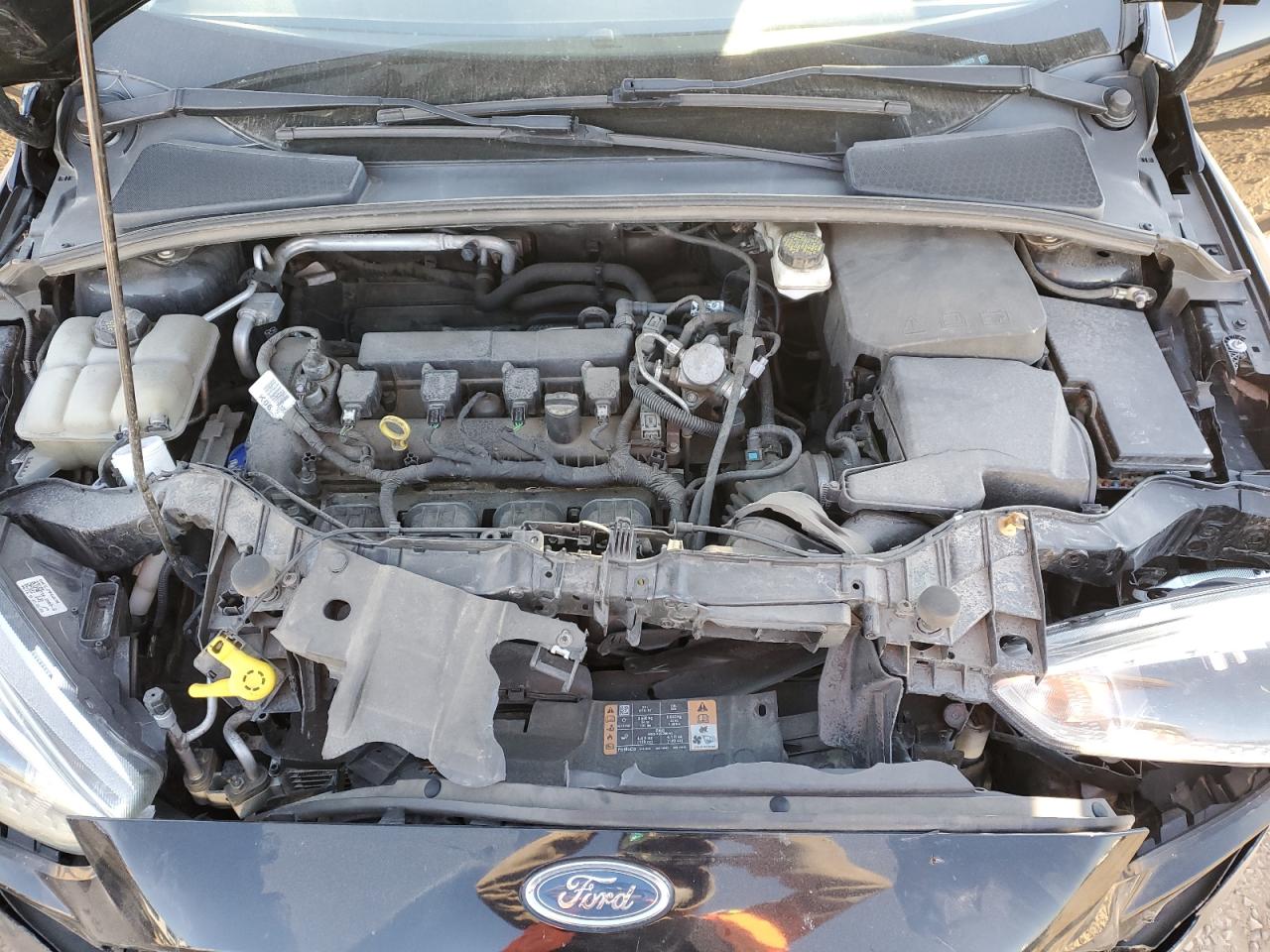 2018 FORD FOCUS SE photo 11