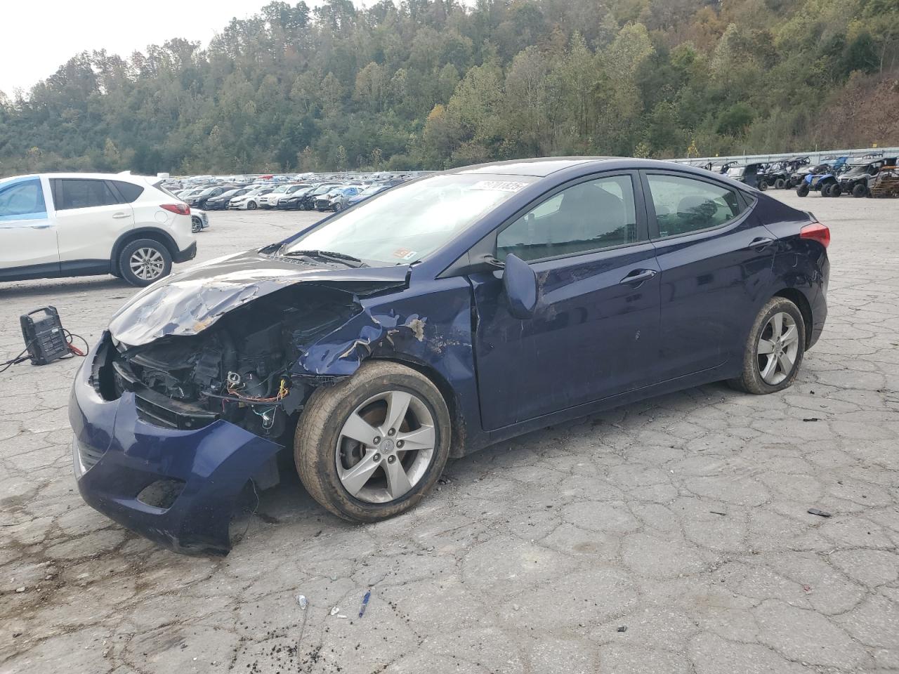 2013 HYUNDAI ELANTRA