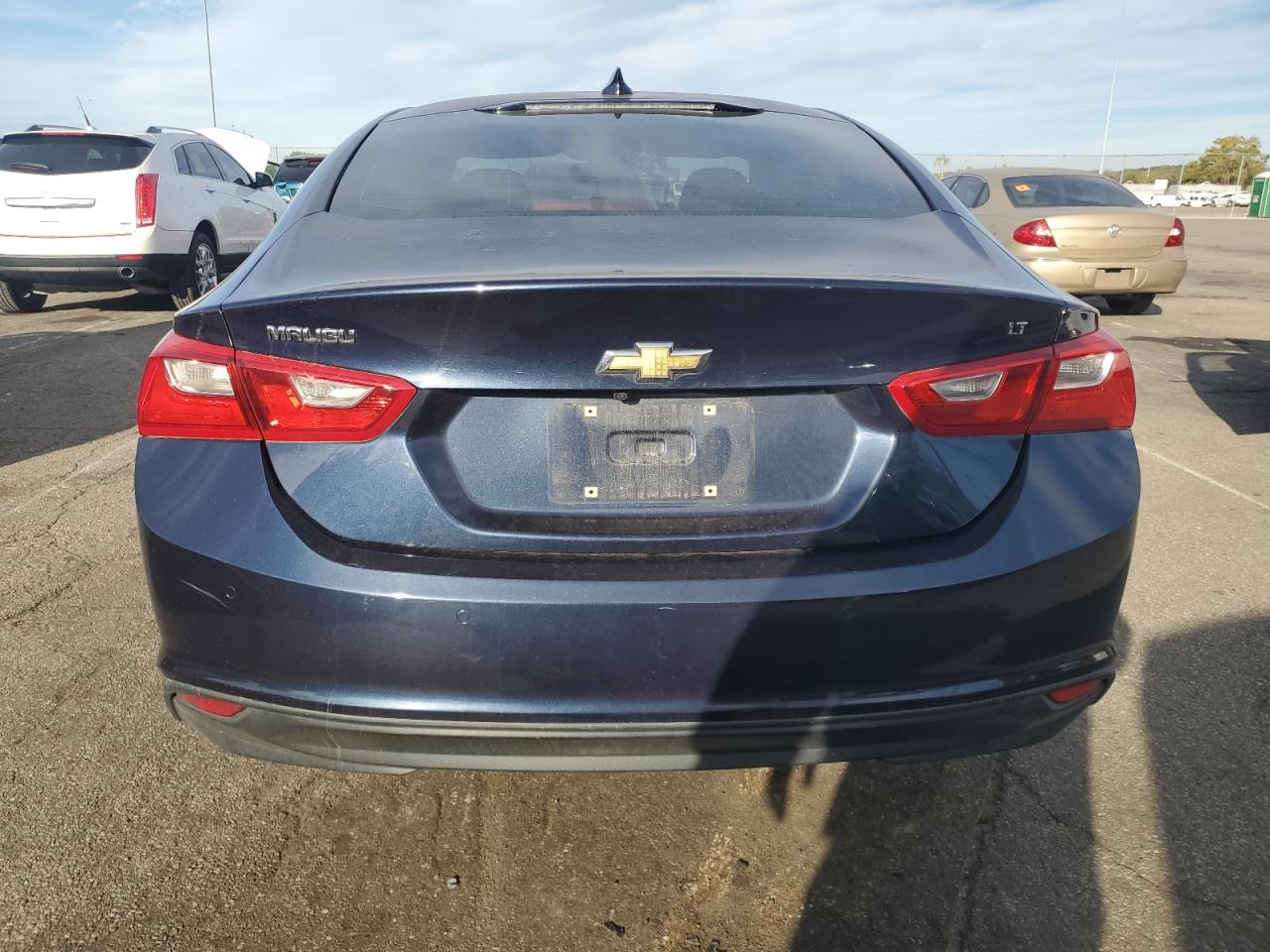 2017 CHEVROLET MALIBU LT photo 16