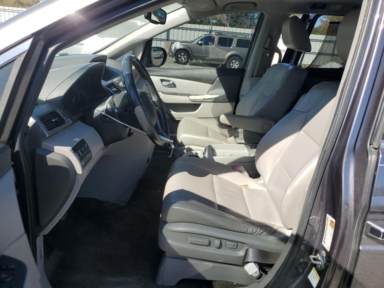 2016 HONDA ODYSSEY EXL photo 19