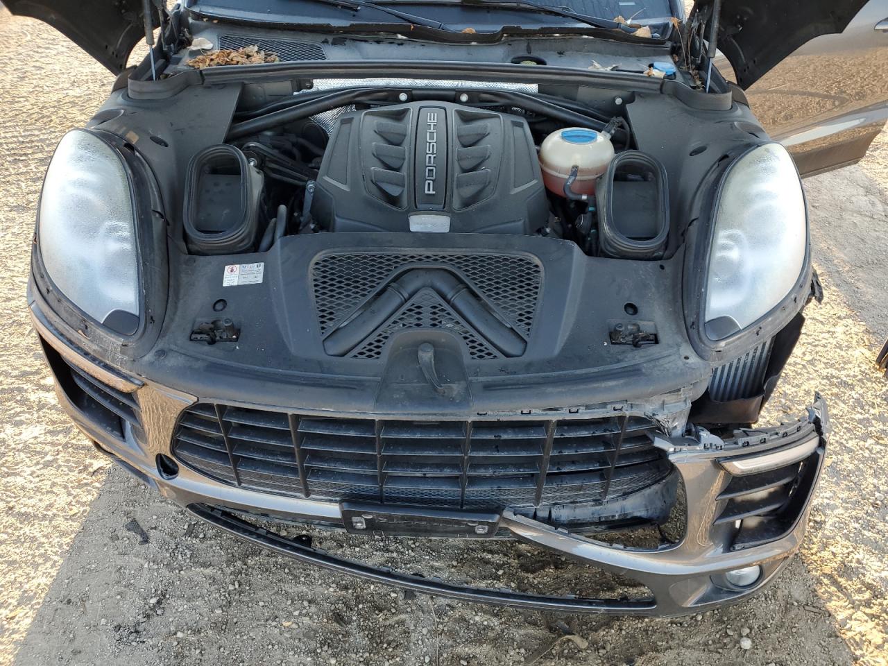 2015 PORSCHE MACAN S photo 21