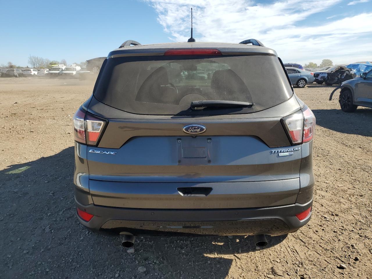2017 FORD ESCAPE TITANIUM photo 11