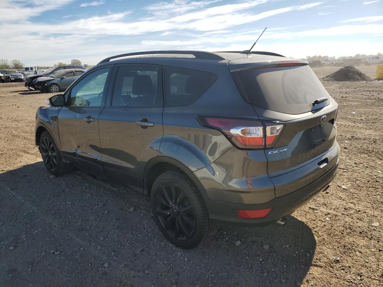 2017 FORD ESCAPE TITANIUM photo 3