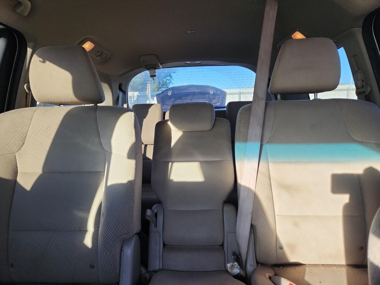 2016 HONDA ODYSSEY SE photo 10