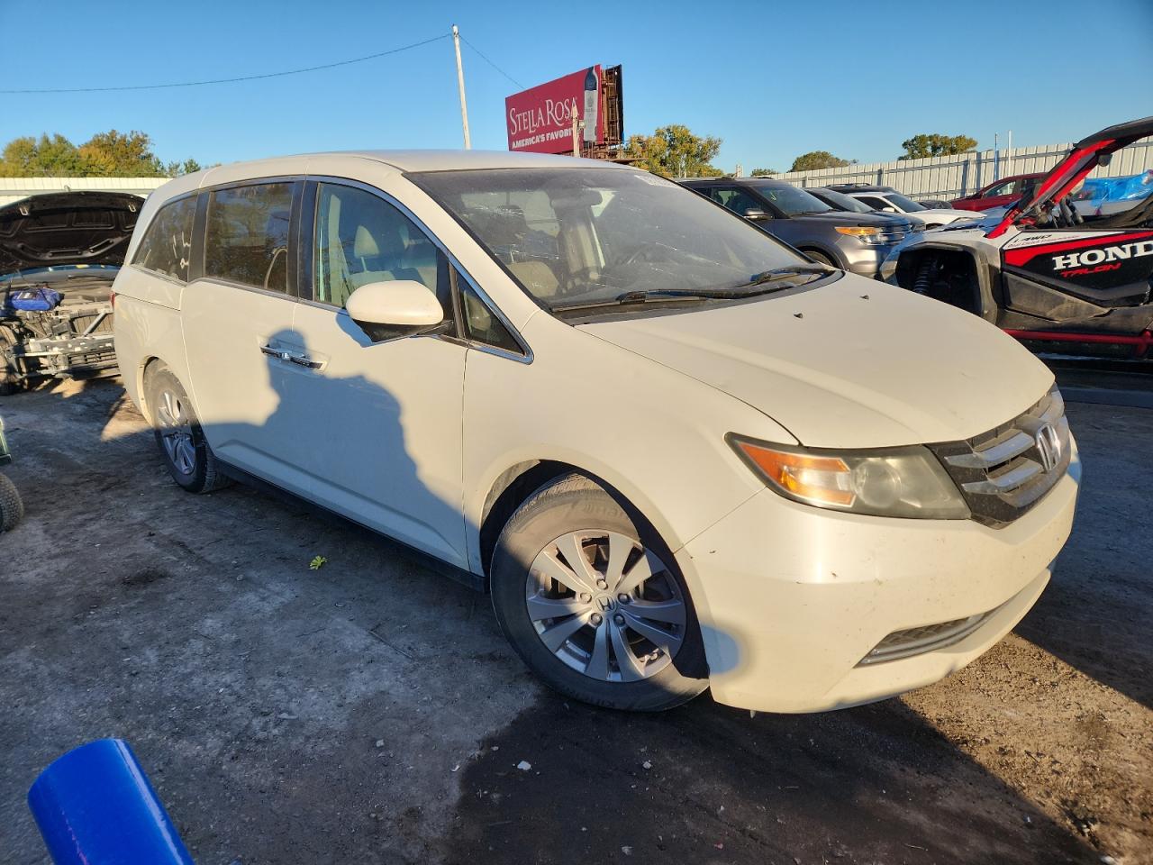 2016 HONDA ODYSSEY SE photo 4