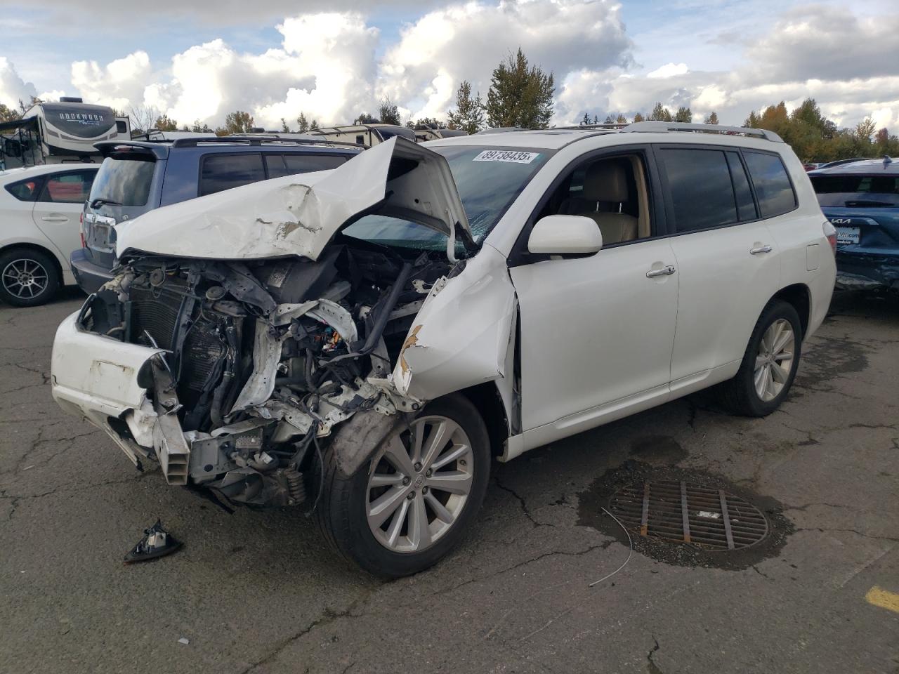 2010 TOYOTA HIGHLANDER