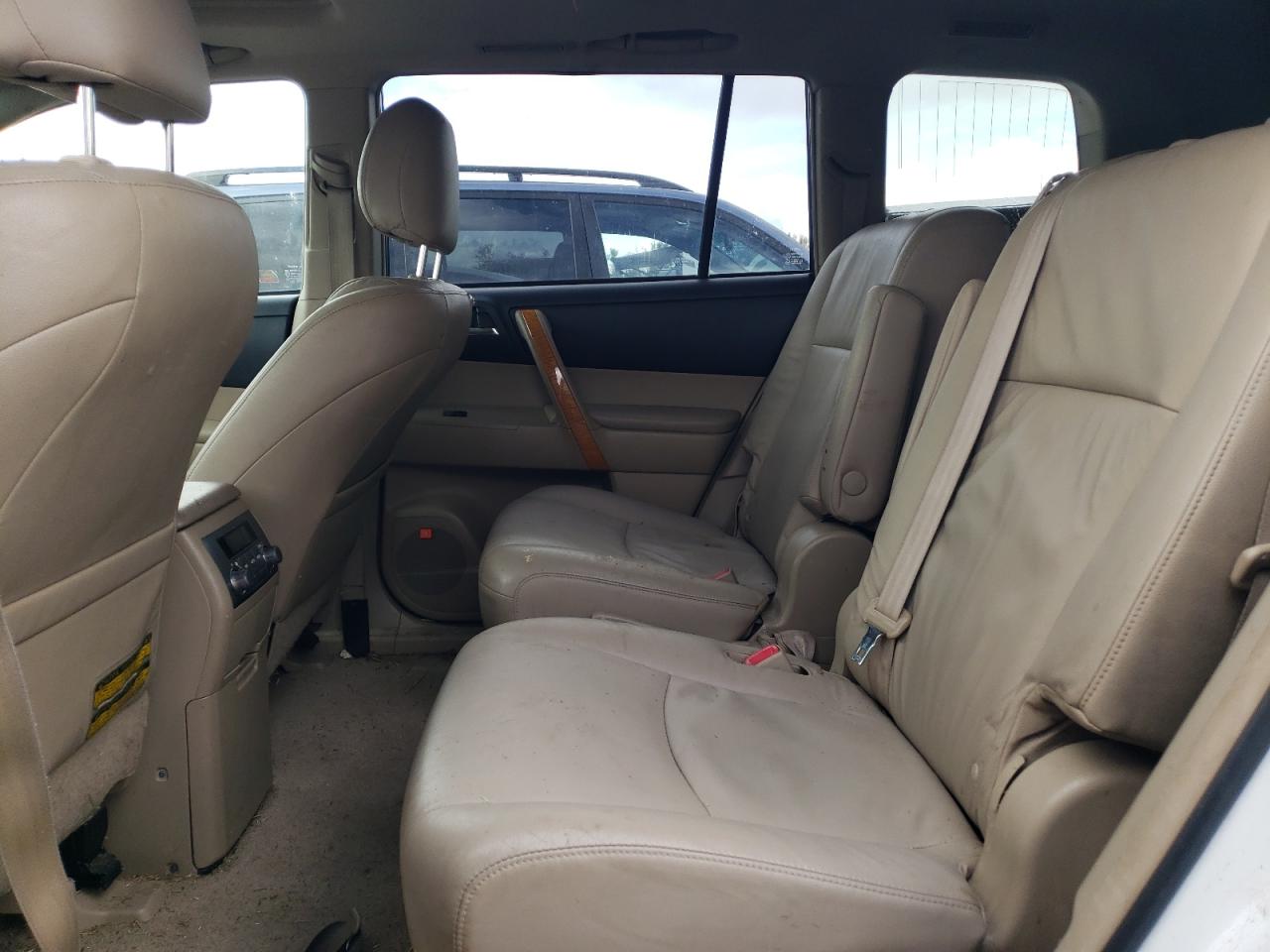 2010 TOYOTA HIGHLANDER HYBRID LIMITED photo 28