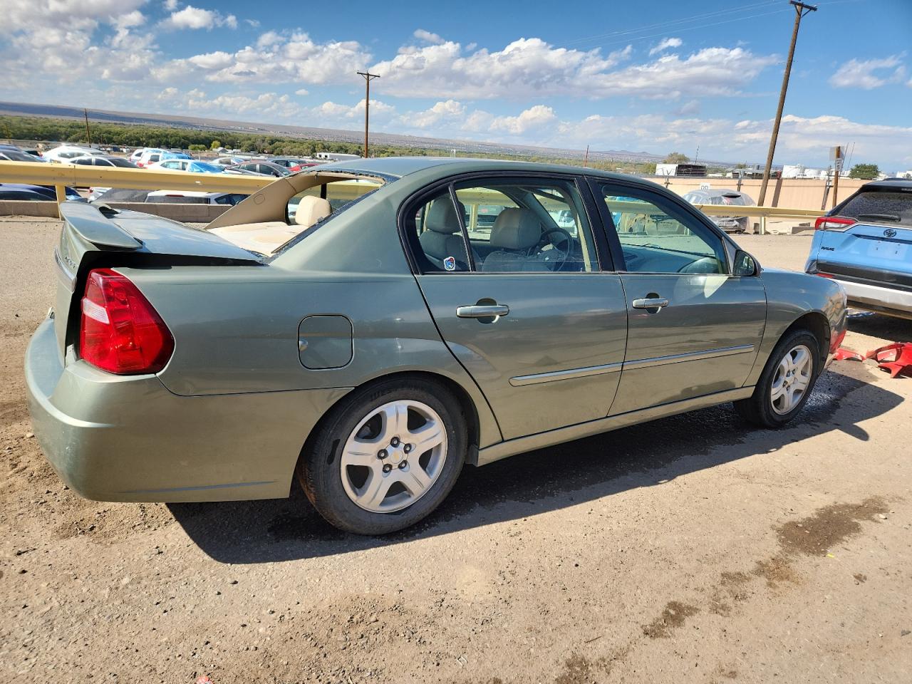 2005 CHEVROLET MALIBU LT photo 3
